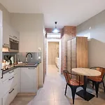 Elegance By Adex Travel Апартаменты
